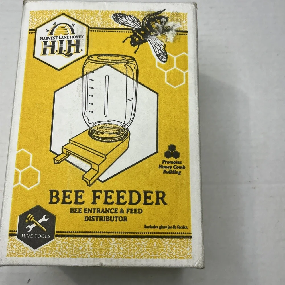 Harvest Lane Honey 1 Qt. Beehive Entrance Feeder FEEDBBG-102 Harvest Lane Honey